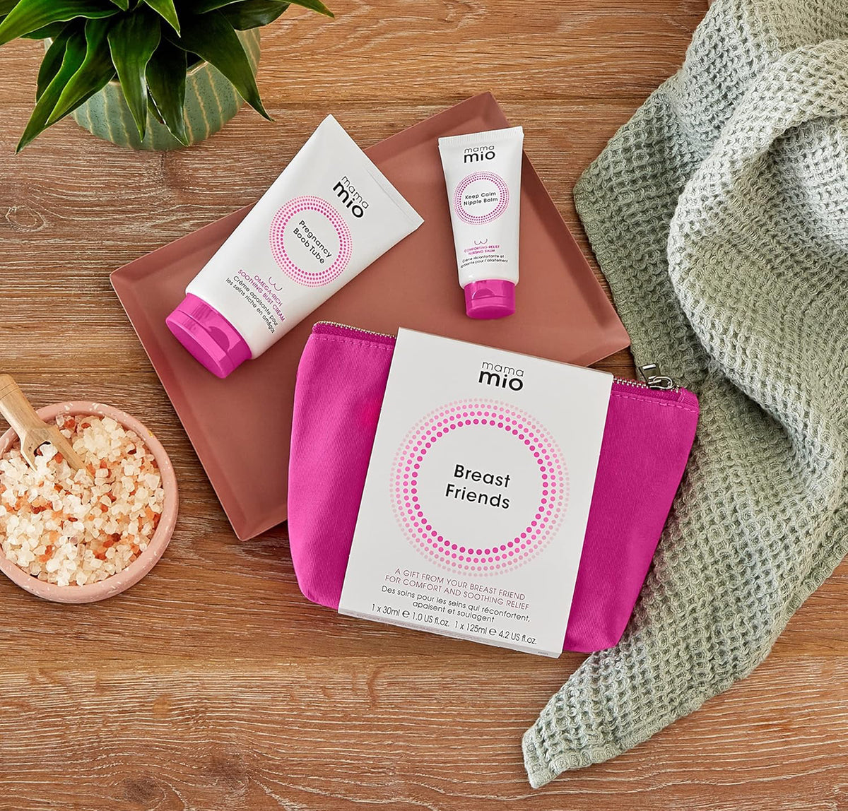 Mama Mio Breast Friends Pregnancy Gift Set (Worth £37)