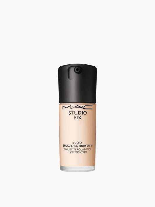 MAC STUDIO FIX FLUID BROAD SPECTRUM SPF15 FOUNDATION - NC5